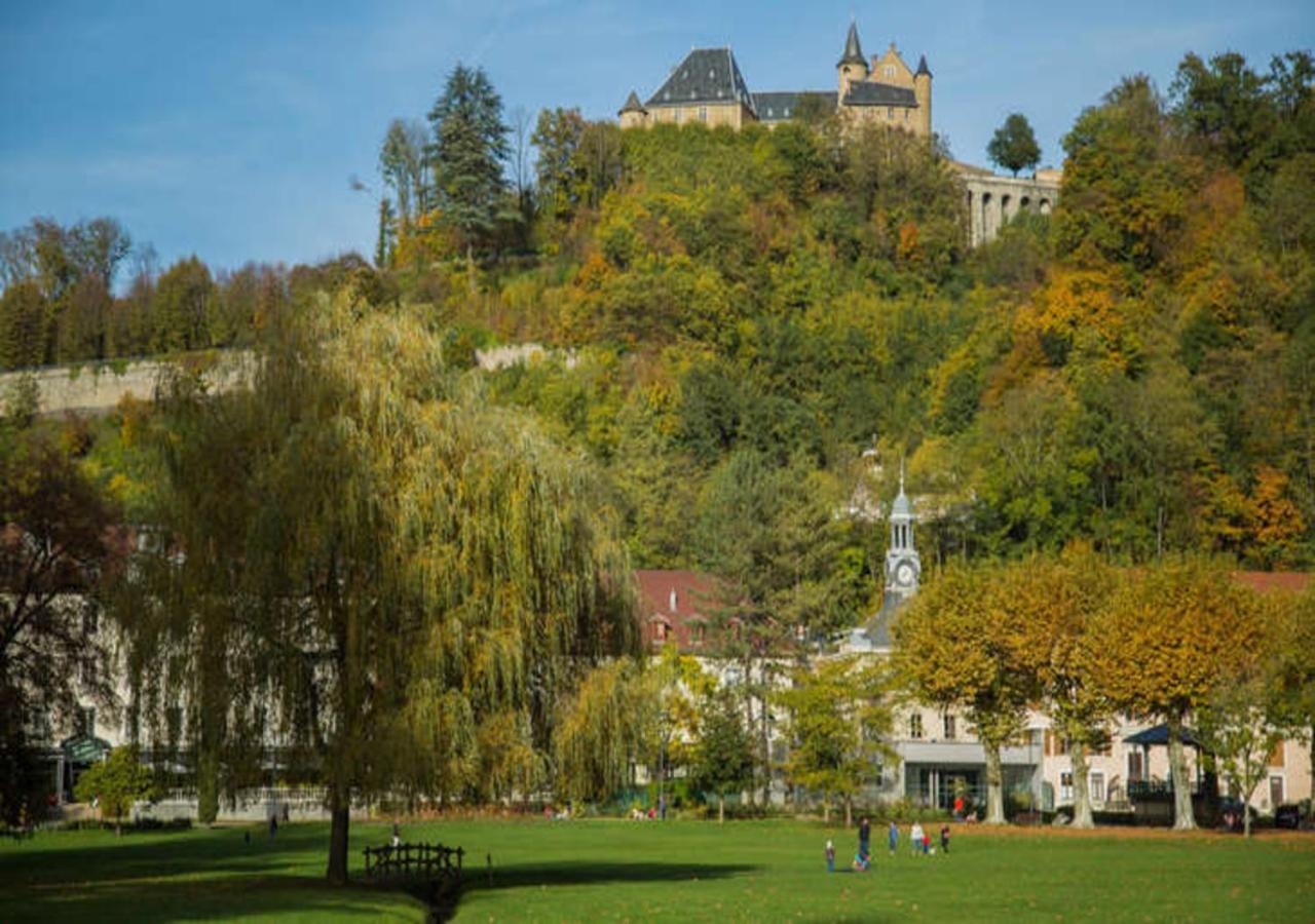 Appartement Chateau Uriage-Chamrousse 생 마르탱 듀리아쥬 외부 사진